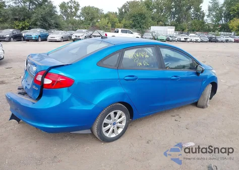 2012 Ford Fiesta Se z USA, uszkodzony, nr VIN 3FADP4BJ7CM157610